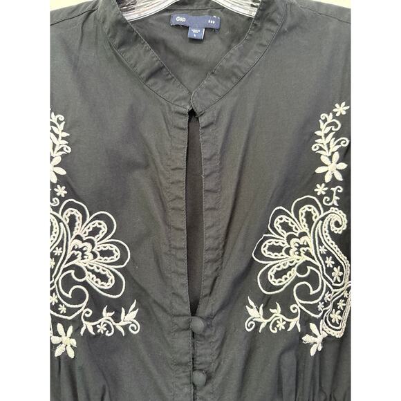 Gap Boho Embroidered Cotton Poplin Popover Top Button Up Sz L Black Renaissance - Picture 3 of 8